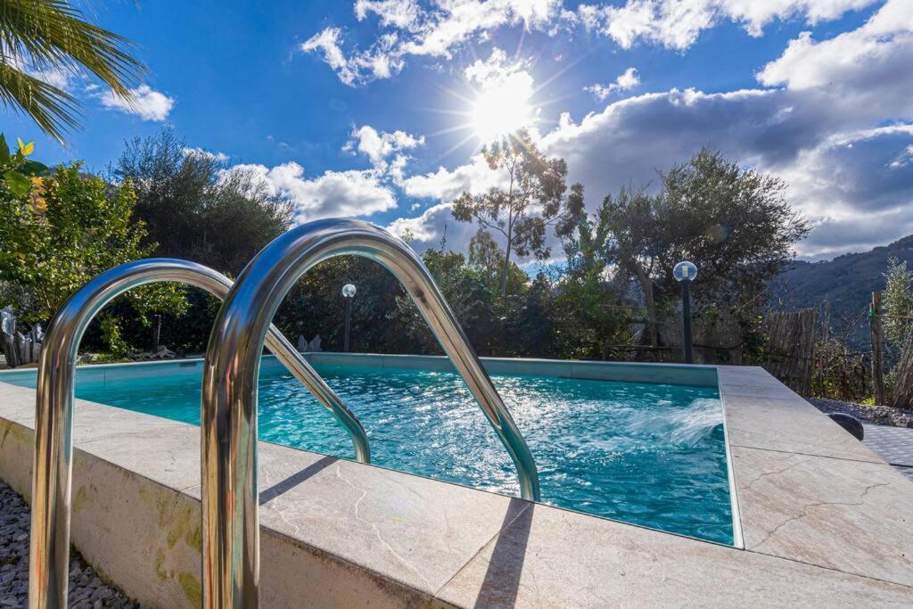 Holiday Home Lucifero Contura Exterior photo